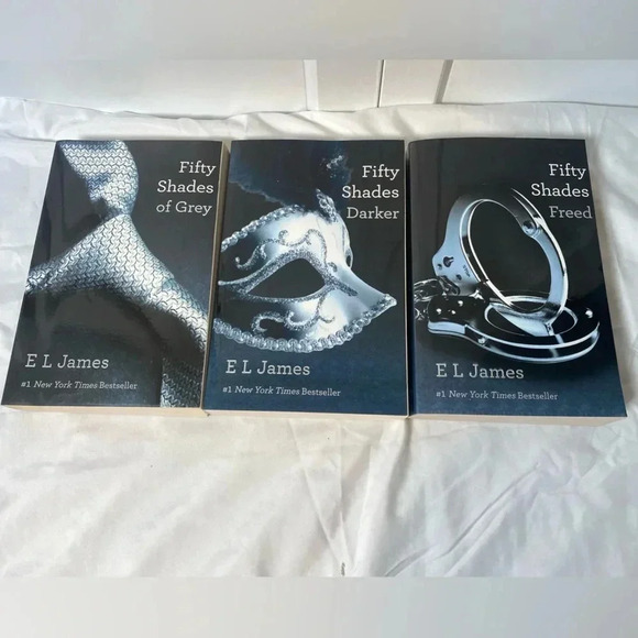 Fifty shades of grey - three book bundle - soft cover E.L James - Picture 1 of 2